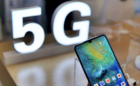 5g手機(jī)來襲，5G智能手機(jī)熱導(dǎo)管全自動(dòng)貼背膠機(jī)有何優(yōu)勢？