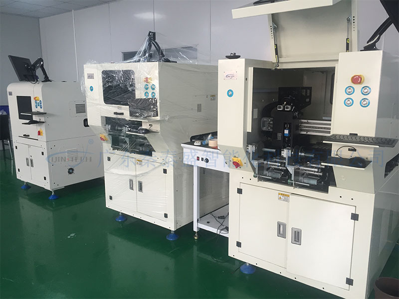 手機全自動貼背膠機有什么優(yōu)點 手機全自動貼背膠機有什么優(yōu)點